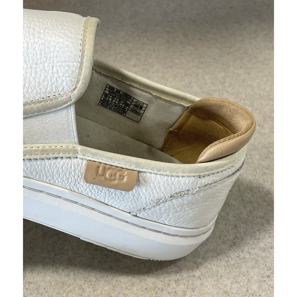 UGG Woman's Size 10 Alameda 1130779 White Cream Low Top Slip On Leather Sneaker - Picture 8 of 9